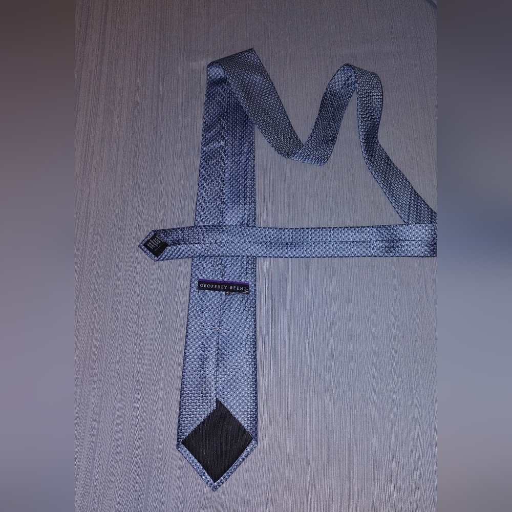 Geoffrey Beene Blue Patterned Tie